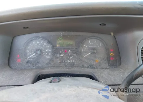 2010 Mercury Grand Marquis Ls (Fleet Only) z USA, uszkodzony, nr VIN 2MEBM7FV6AX632463